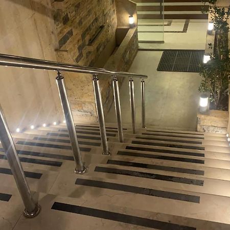 Al Haneen Hotel Apartments Safut Eksteriør billede